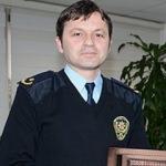 Hakan &Ccedil;alışkan kimdir?