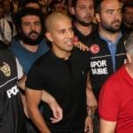 Galatasaray Feghouli'yi a&ccedil;ıkladı! İşte maliyeti