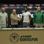 Konyaspor'un yeni forveti imzayı attı