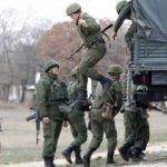 Putin emri verdi bile! 100 bin asker yola çıktı