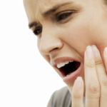 Diş ağrısına ne iyi gelir? Diş ağrısı için evde yapılacak çözümler