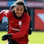 Galatasaray transferi resmen a&ccedil;ıkladı! Geri d&ouml;nd&uuml;