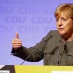 Merkel korkudan Türkçe 'konuştu'!