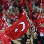 O ülkeye Türk akını! Her şey bayrak için!