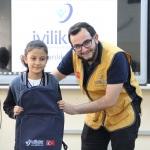 Kilis'te öğrencilere kırtasiye yardımı