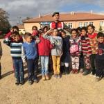 Jandarmanın köy okullarını ziyareti