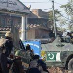 Pakistan'da üniversiteye silahlı saldırı