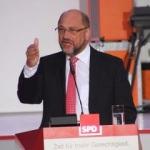 Schulz'tan 'büyük koalisyon' iddialarına tepki