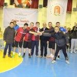 Asırlık eğitim &ccedil;ınarı adına futbol turnuvası