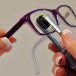 Gözlük camı nasıl temizlenir? 