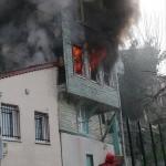 Üsküdar'da ahşap binada yangın
