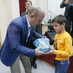 Amasya Valisi Varol çocuk evlerini ziyaret etti