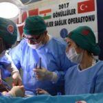 Türk Doktorlar göğsümüzü kabarttı