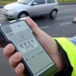 Ara&ccedil;lara alkol &ouml;l&ccedil;er geliyor! Alkol metre sistemi nasıl uygulanacak?