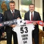 Bakan Bak: 'Beşiktaş hepimizi gururlandırdı'