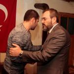 AK Parti Genel Başkanı Yardımcısı Ünal, Afrin gazisini ziyaret etti