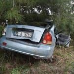 Aydın'da otomobil ağaca çarptı: 2 ölü