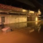 Tunca Nehri taştı, Fatih Köprüsü trafiğe kapatıldı