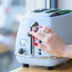 Ekmek kızartma makinesi nasıl temizlenir? 