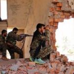 YPG'li teröristler kaçan sivilleri vurdu!
