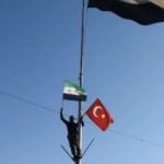 Meydanı Türk bayrağıyla donatıp çağrıda bulundular