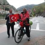Bisikletle dünya turuna çıkan Gürcü sporcu Amasya'da