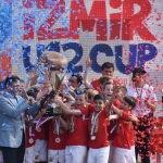 İzmir Kupası'nda şampiyon AZ Alkmaar