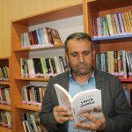 Veliler okuyarak &ouml;rnek oluyor