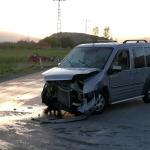 Erzincan'da trafik kazası: 1'i çocuk 5 yaralı