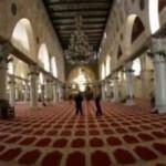 Mescid-i Aksa’nın içinden çekilen görüntüler