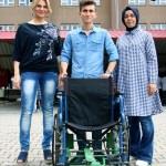 Engelliler için özel tekerlekli sandalye