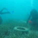 Muğla'da deniz dibi temizliği s&uuml;r&uuml;yor