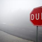 Yoğun sis ulaşımı aksatıyor