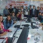 Üniversitelilerden lise öğrencilerine robotik eğitim