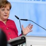 Merkel ABD’ye karşı harekete çağırdı 