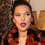 Demet Akalın'a soyadı krizi!