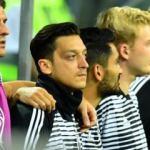 Mesut &Ouml;zil kariyerinde bir ilki yaşadı!