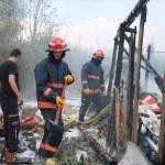 Pamukova'da baraka yangını