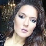 Demet Akalın'dan takipçisine sert yanıt!