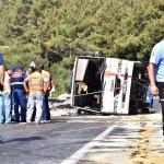 GÜNCELLEME - Mersin'de tarım işçilerini taşıyan minibüs devrildi
