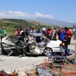 GÜNCELLEME - Sivas'ta iki otomobil çarpıştı: 5 ölü, 5 yaralı