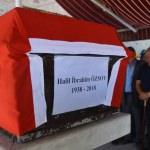 Eski Bakan Özsoy'un cenazesi Afyonkarahisar'da toprağa verildi