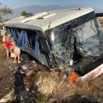 Muğla'da tur otobüsü şarampole devrildi