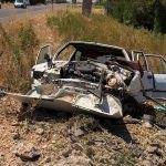 Şanlıurfa'da otomobil istinat duvarına çarptı: 6 yaralı