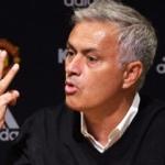 Mourinho maç sonunda çıldırdı! 'Saygı gösterin'