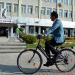 Kırşehir Belediye Başkanı makam aracı yerine bisiklet kullanıyor