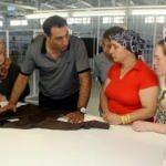 Köy köy dolaşıp fabrikaya işçi arıyorlar