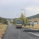 Beyşehir'de sıcak asfalt çalışmaları sürüyor