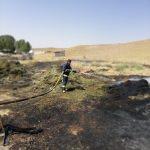 Özalp'te arazi yangını