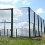 Ülkeye gelen göçmenleri bu kafese atacaklar!